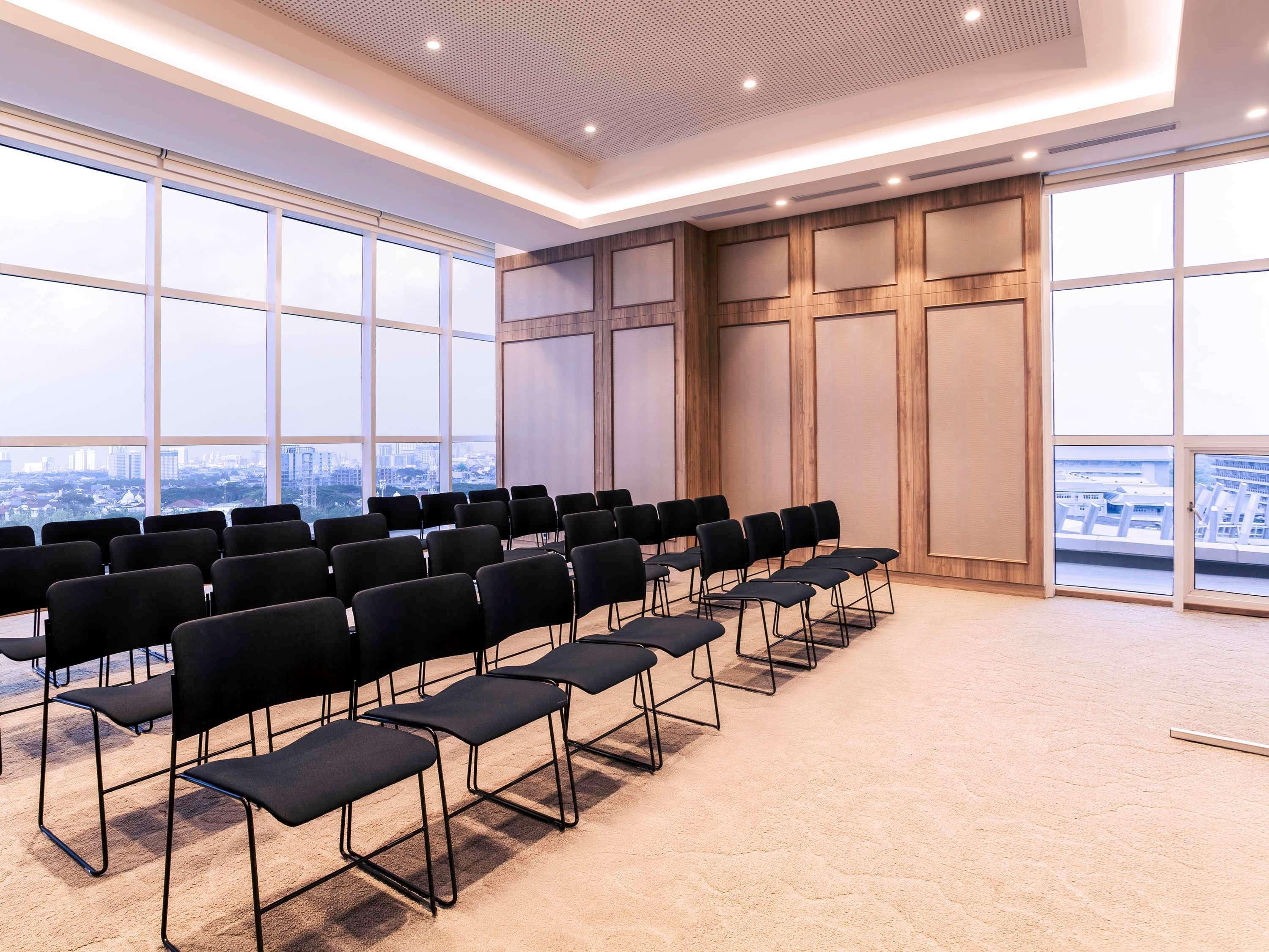 Mercure Jakarta Pantai Indah Kapuk Екстериор снимка